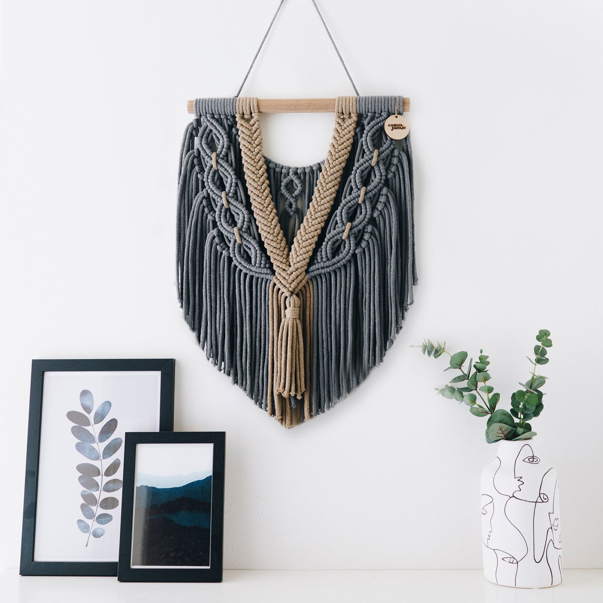 Wandhanger Faye
